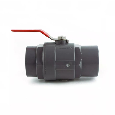 스테인레스 강 핸들과 1.6MPa PVC 2 조각 볼 밸브 플라스틱을 검게하세요
